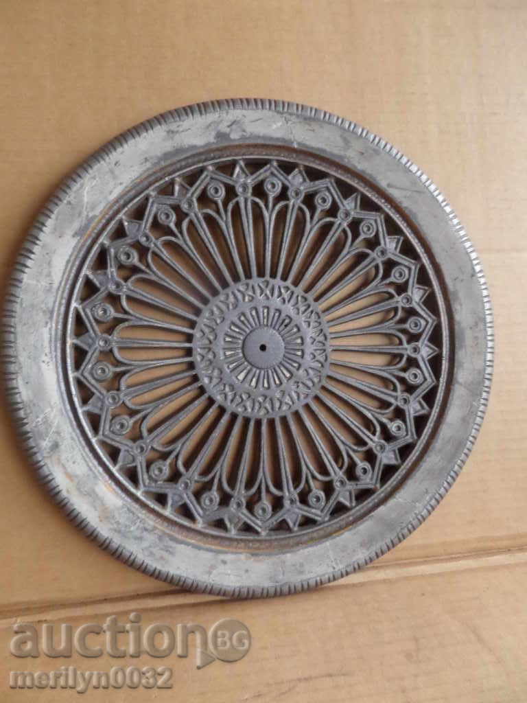 Old wood-made aluminum disk tray for garden table boards with price 54.00 BGN | € 27.61 Old wood-made aluminum disk tray for garden table boards with price 54.00 BGN | € 27.61