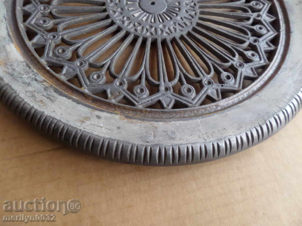 Old wood-made aluminum disk tray for garden table boards - 6 Old wood-made aluminum disk tray for garden table boards - 6