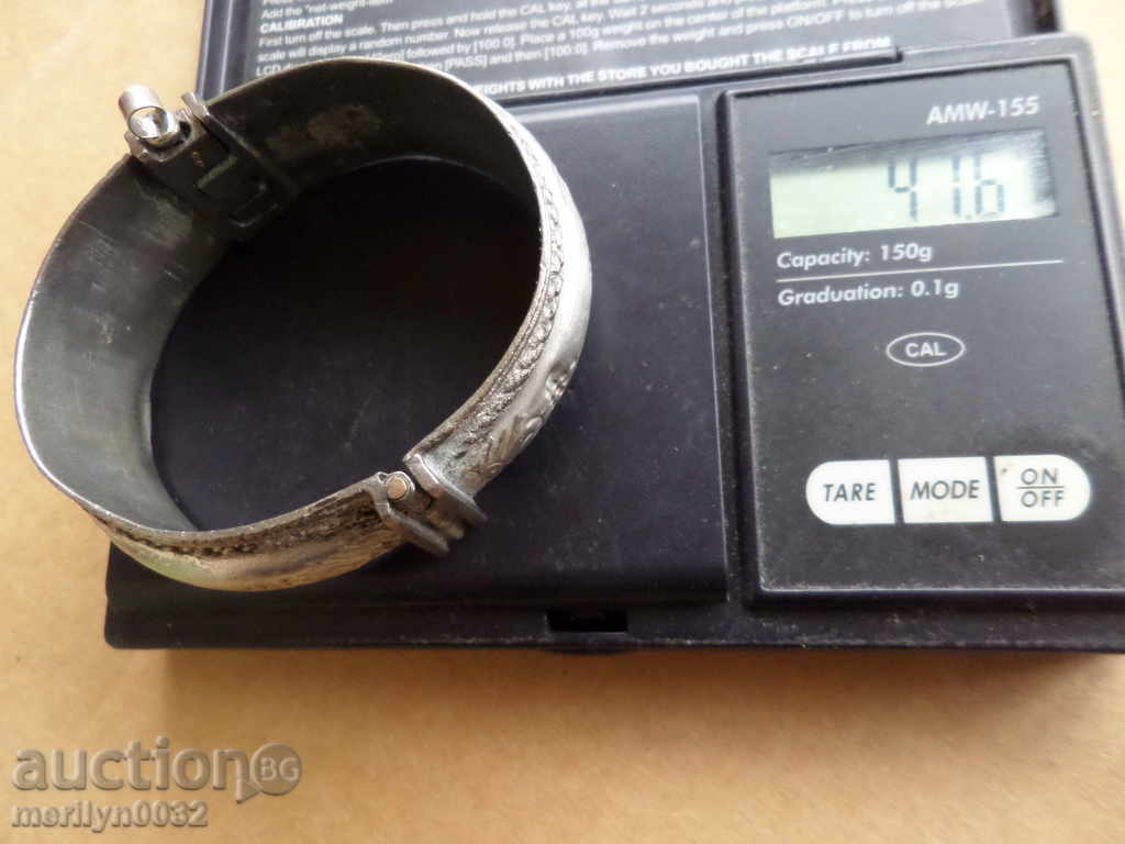 Auction Renaissance silver bracelet, jewelry, jewelry, necklace, ring Auction Renaissance silver bracelet, jewelry, jewelry, necklace, ring