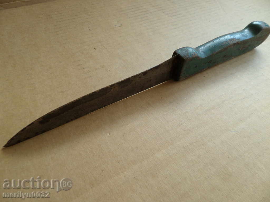 Old butcher knife blade dagger with price 42.00 BGN | € 21.47 Old butcher knife blade dagger with price 42.00 BGN | € 21.47