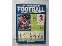 Η Hamlyn βιβλίο του ποδοσφαίρου τεχνικές και τακτικές R 1988