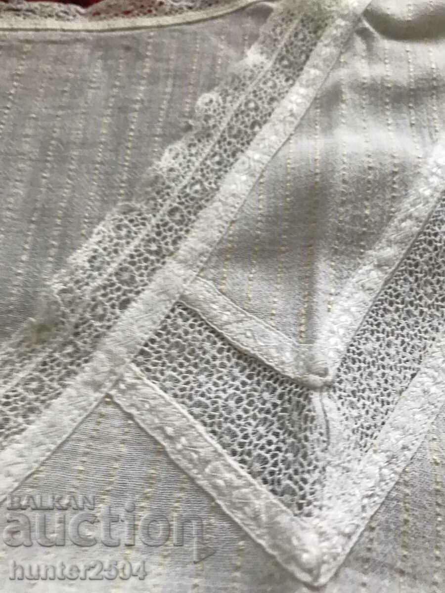 Shirt-kenar with hand lace with price 34.95 BGN | € 17.87 Shirt-kenar with hand lace with price 34.95 BGN | € 17.87