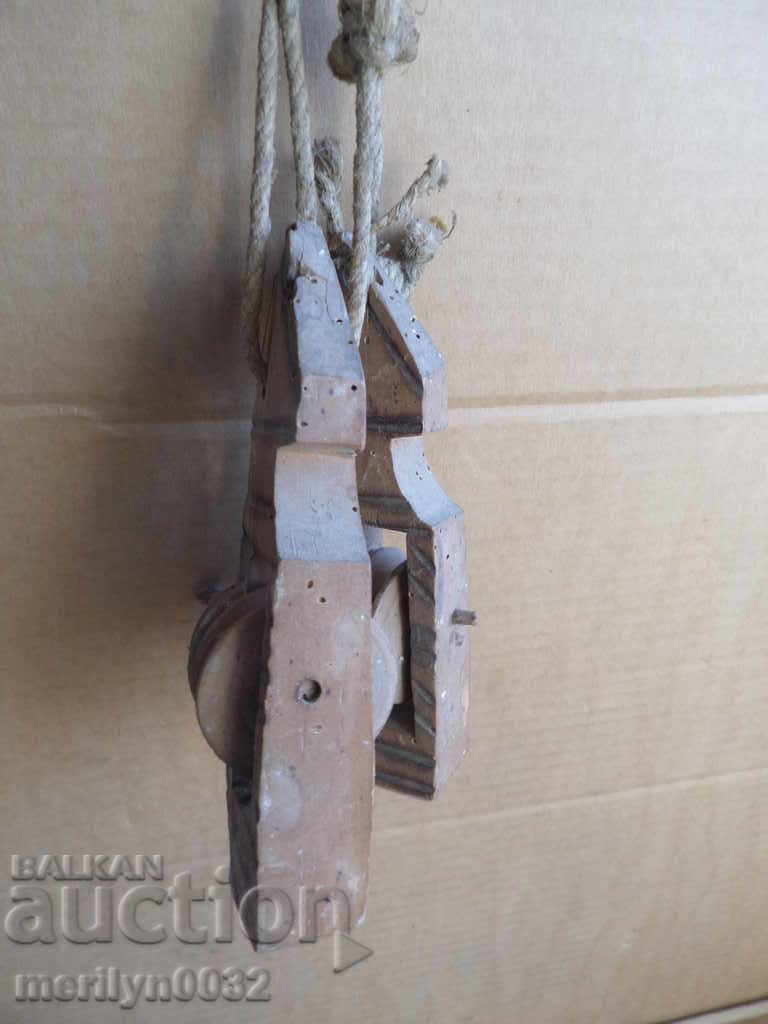 Old wood pulleys, polispast for loom, wooden, primitive - 6 Old wood pulleys, polispast for loom, wooden, primitive - 6