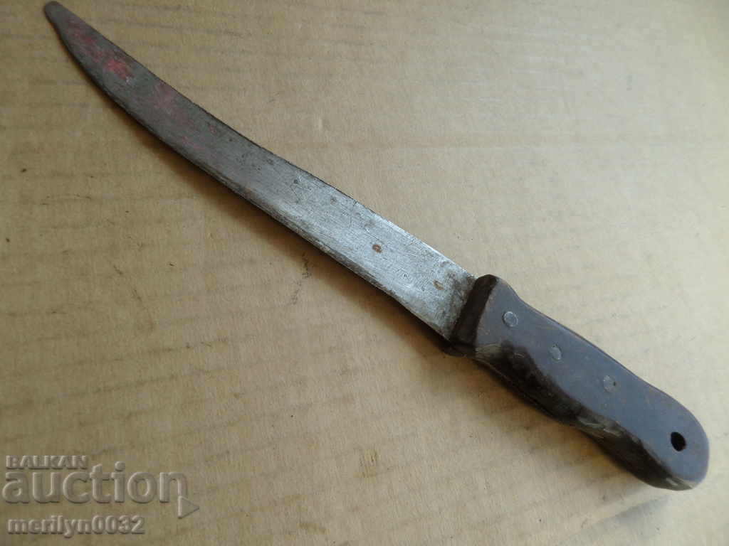 An old knifeless knife with a bakelite knife handle, a dagger with price 33.00 BGN | € 16.87 An old knifeless knife with a bakelite knife handle, a dagger with price 33.00 BGN | € 16.87