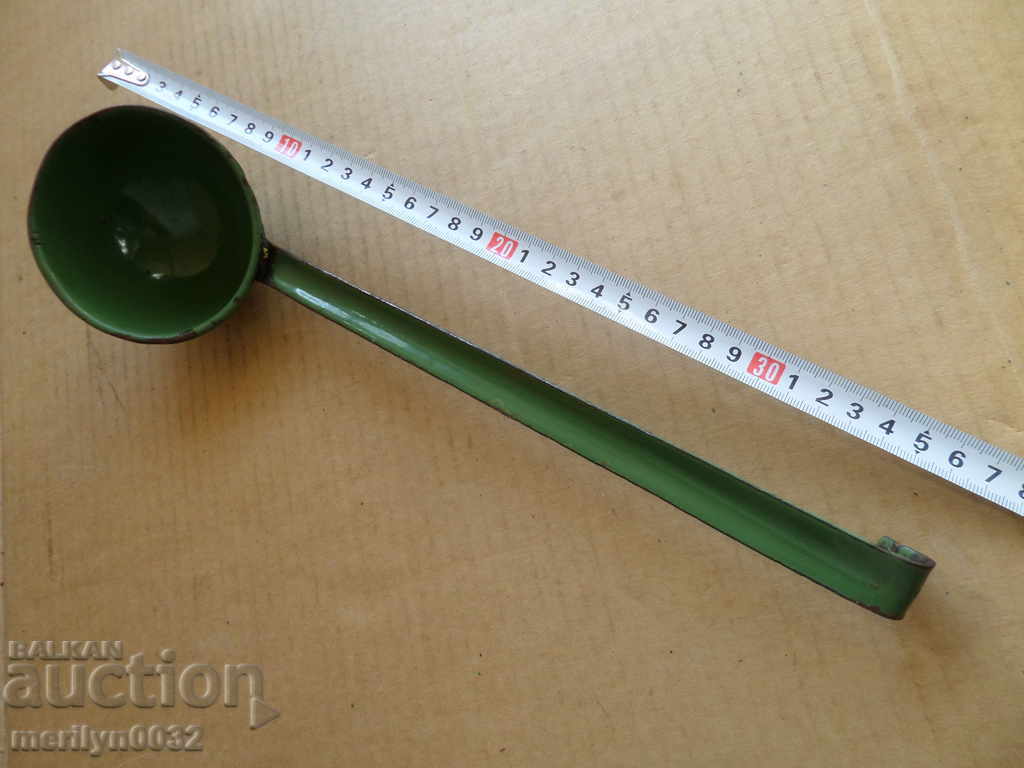 Delivery of Old spoon with enamel, lamb early wound, PRB