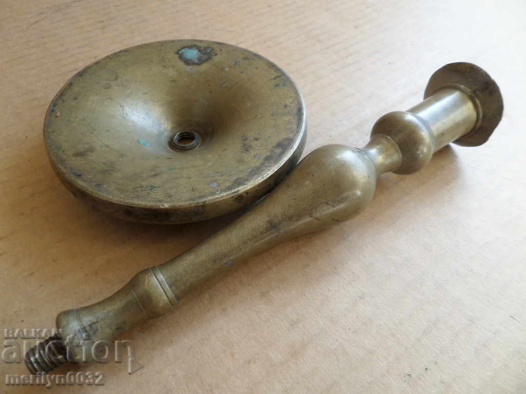 Delivery of Old Bulgarian candlestick