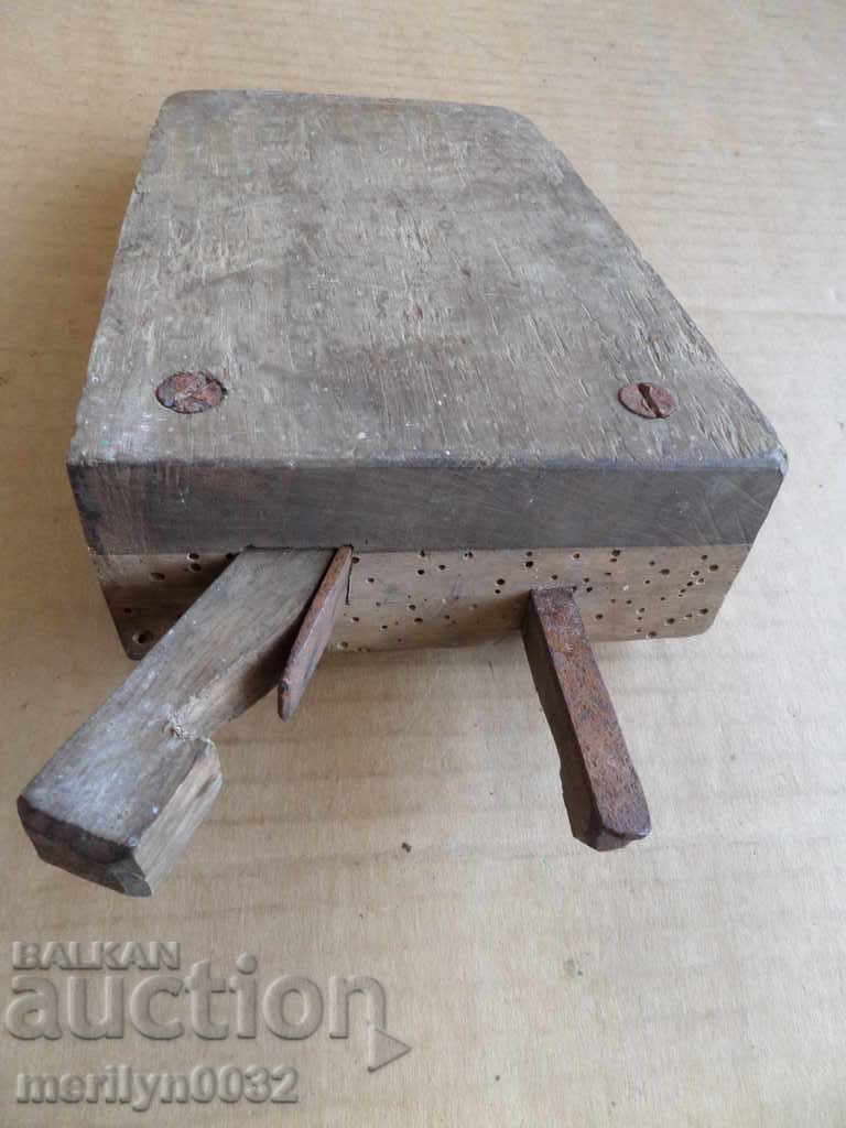 Delivery of An old woodworking planer with a knife Delivery of An old woodworking planer with a knife