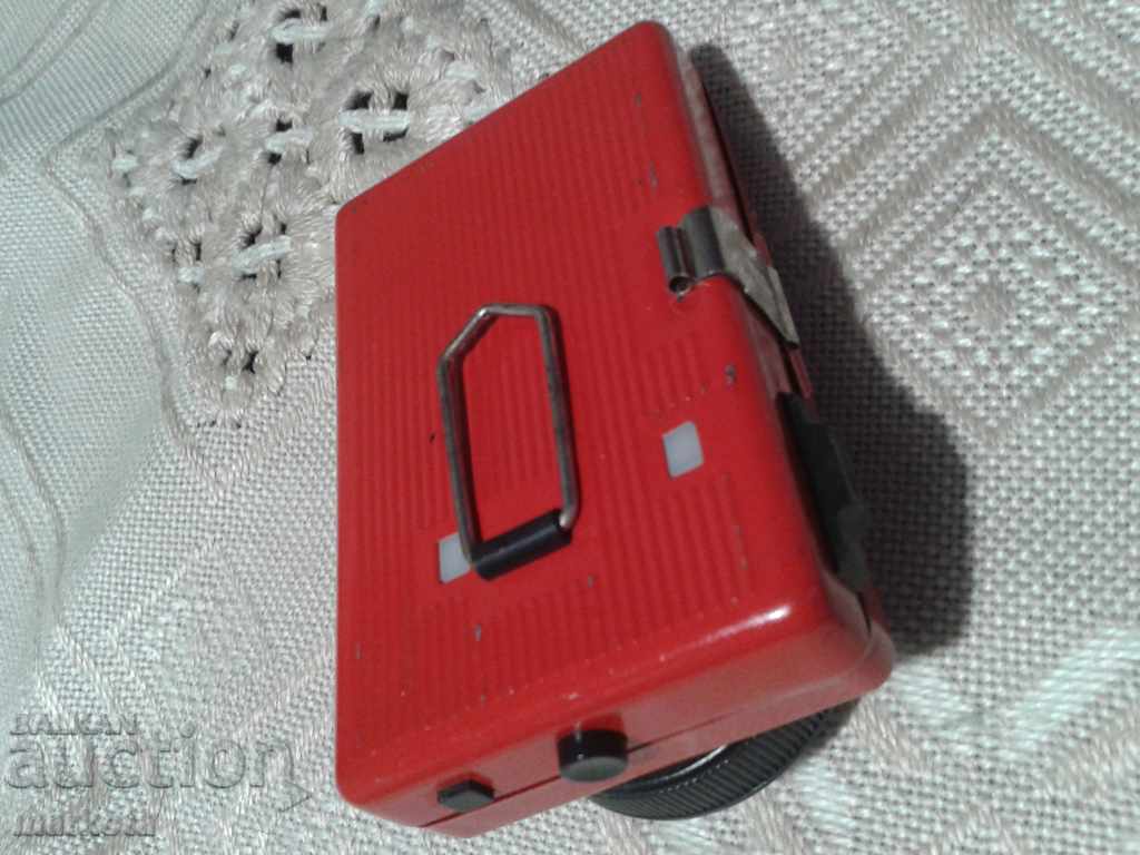 παλιό μέταλλο φακός-σηματοδότηση με τιμή 19.99 BGN | € 10.22 παλιό μέταλλο φακός-σηματοδότηση με τιμή 19.99 BGN | € 10.22