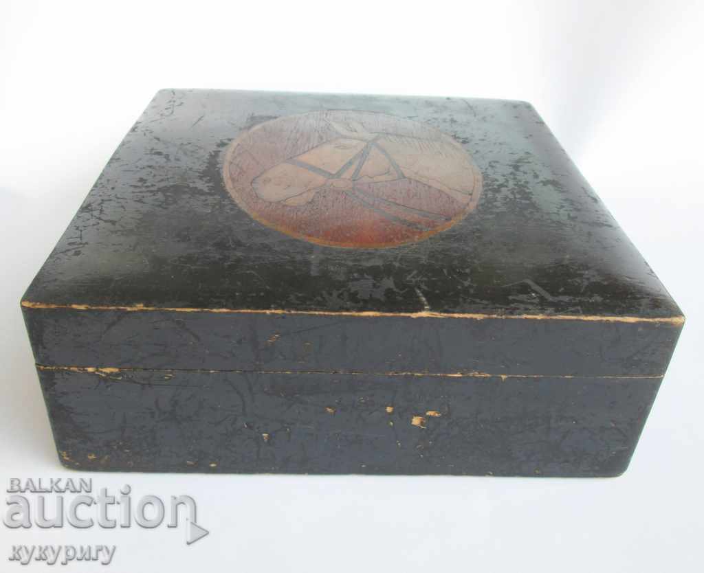 Auction  old wooden box intarsia cavalry Kingdom of Bulgaria