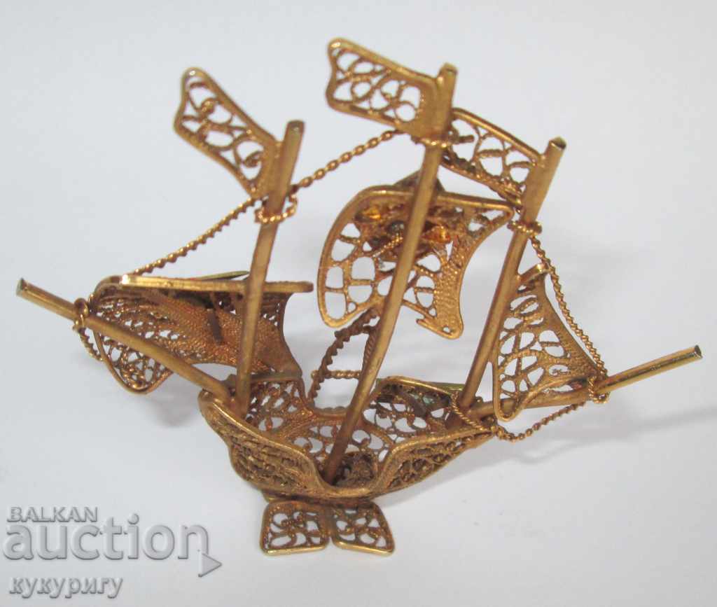 a small canvas ship with a gold-plated hand-made filigree - 6 a small canvas ship with a gold-plated hand-made filigree - 6