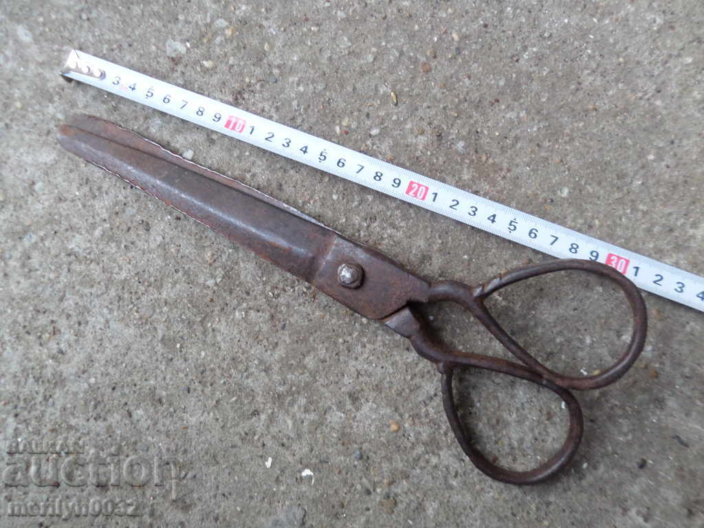 Auction Abacus scissors 70's of the 19th century wrought iron Auction Abacus scissors 70's of the 19th century wrought iron