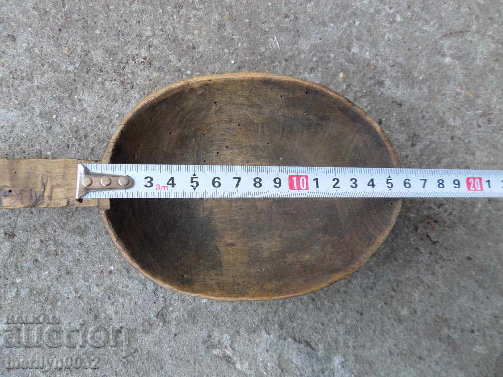 Delivery of Very old wooden spoon, ladle, wooden Delivery of Very old wooden spoon, ladle, wooden