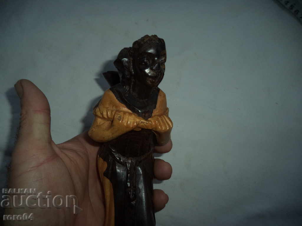 OLD AFRICAN WOOD STATE - 5 OLD AFRICAN WOOD STATE - 5