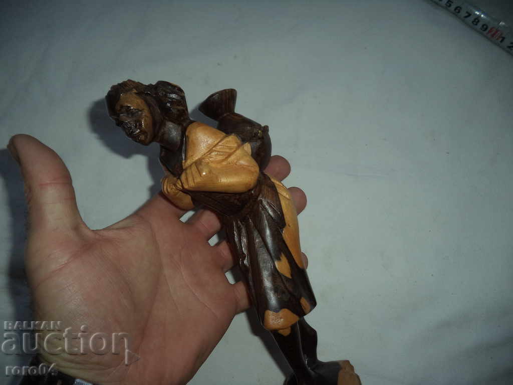 OLD AFRICAN WOOD STATE - 6 OLD AFRICAN WOOD STATE - 6