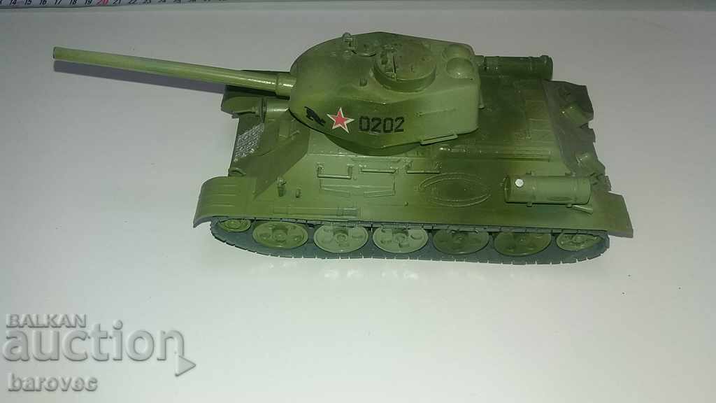 Макет танк Т - 34