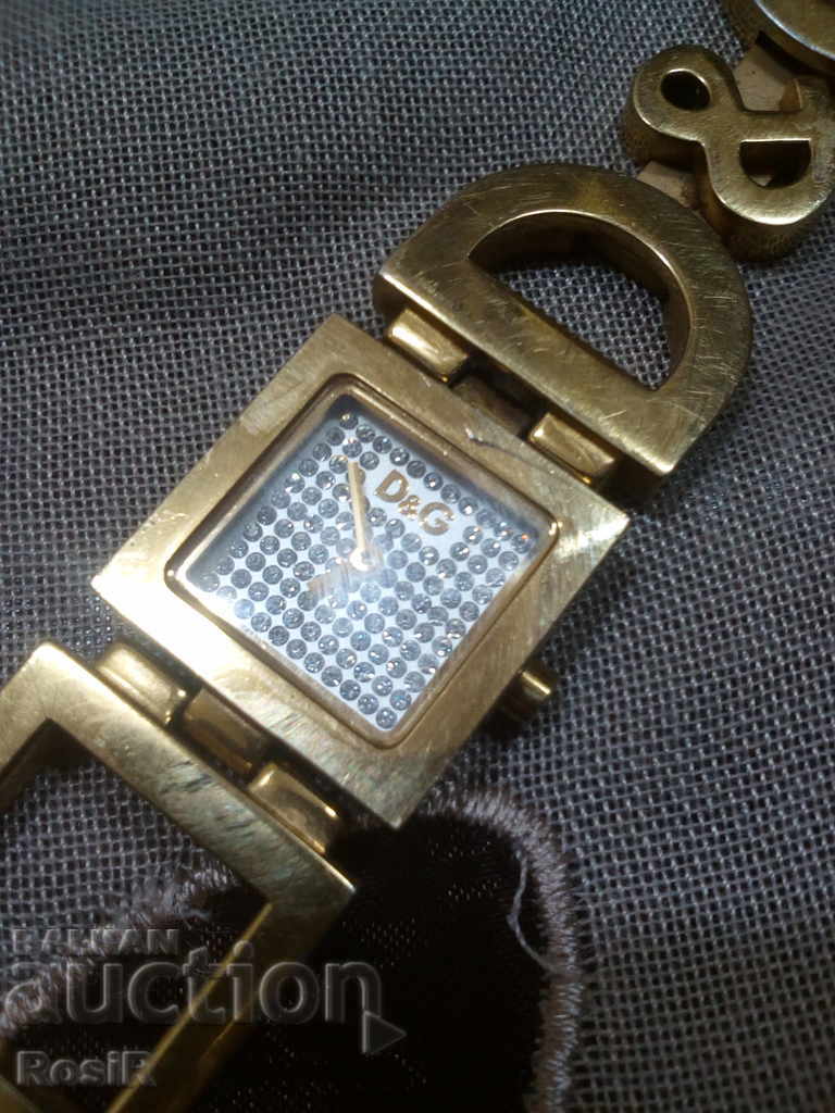 ЧАСОВНИК-DOLCE CABBANA с цена 32.00 лв. | € 16.36 ЧАСОВНИК-DOLCE CABBANA с цена 32.00 лв. | € 16.36