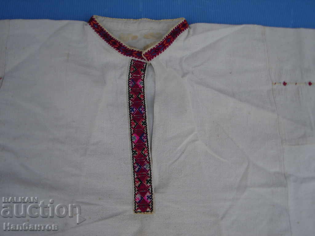 AUTHENTIC FASHION WOMEN'S CAPE SHIRT NOSIA-EXCELLENT with price 120.00 BGN | € 61.36 AUTHENTIC FASHION WOMEN'S CAPE SHIRT NOSIA-EXCELLENT with price 120.00 BGN | € 61.36