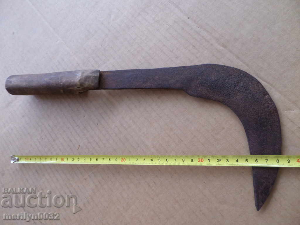 Delivery of Old handmade knife, wrought iron Delivery of Old handmade knife, wrought iron