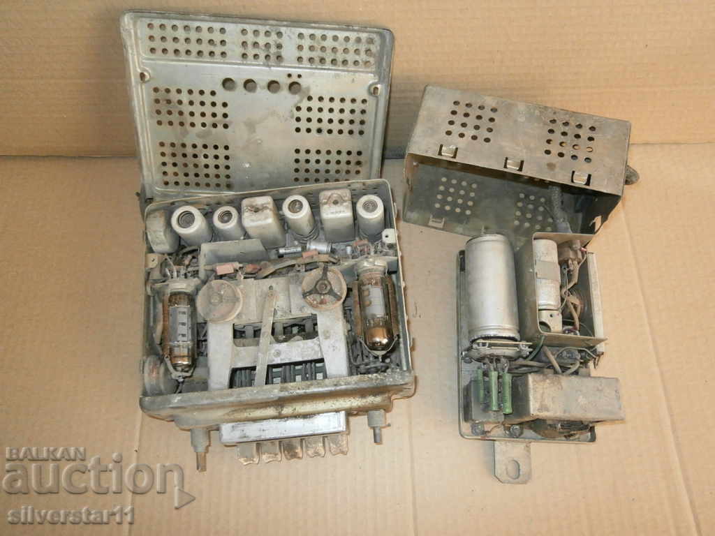 εκλεκτής ποιότητας auto ραδιόφωνο ραδιόφωνα σωλήνα Lot με τιμή 51.00 BGN | € 26.08