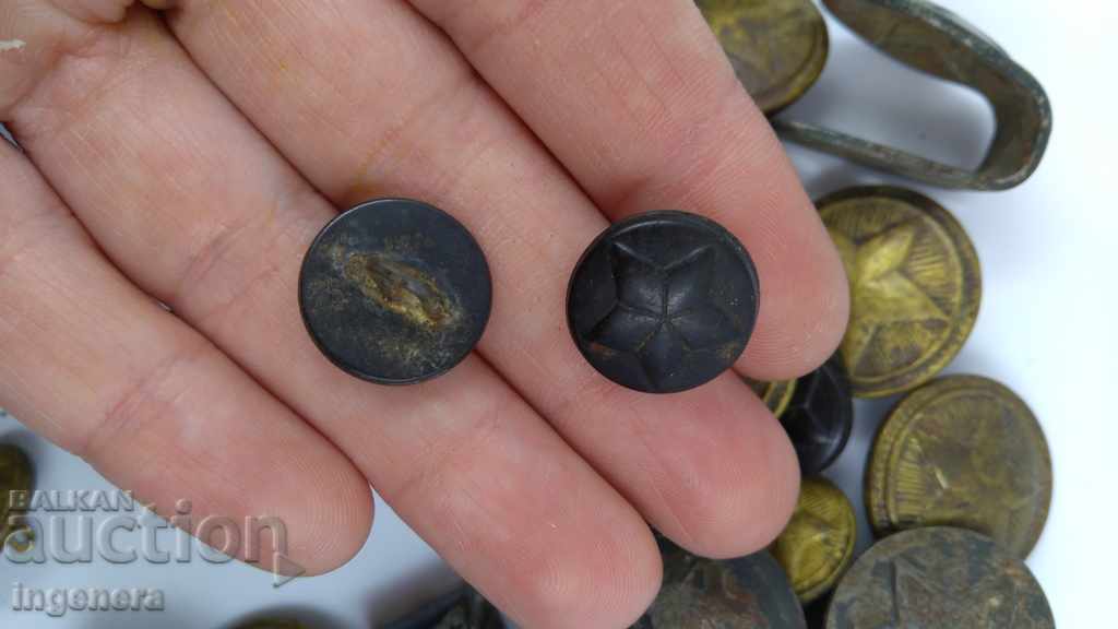 Butoane vechi și militare - 5 Butoane vechi și militare - 5