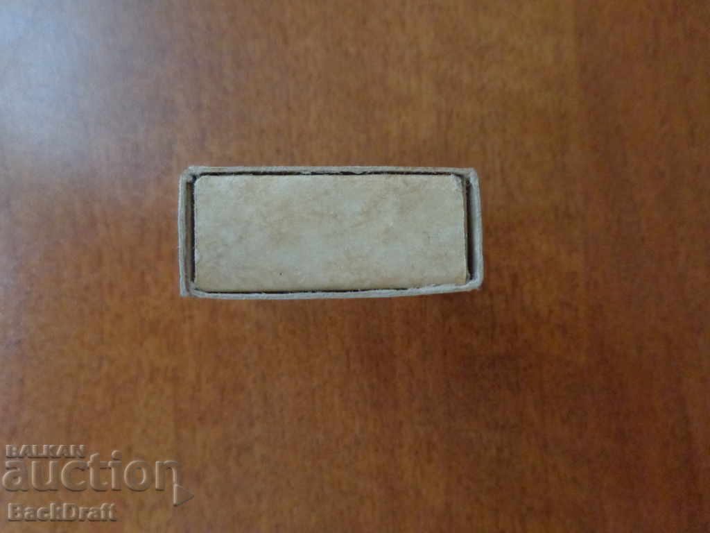 RED SOC KIBRIT EXPRESSION EVEREST 1984 - 6 RED SOC KIBRIT EXPRESSION EVEREST 1984 - 6