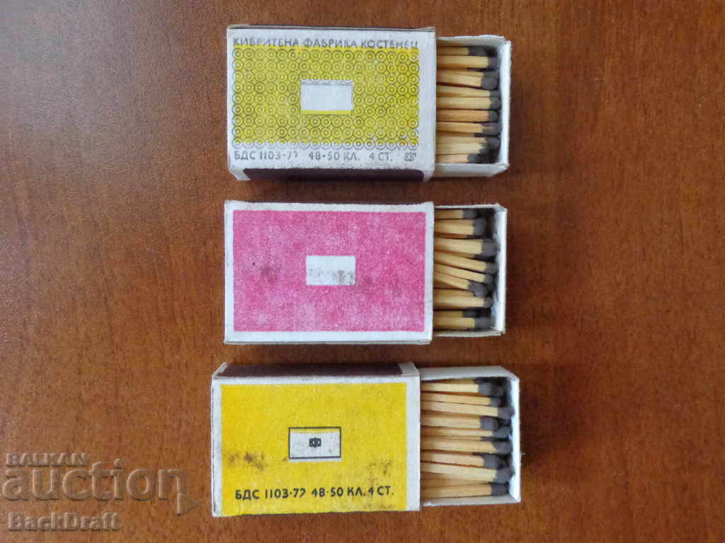 Licitație LOT 3 FULL OLD SOC MATCHES 1976. Licitație LOT 3 FULL OLD SOC MATCHES 1976.