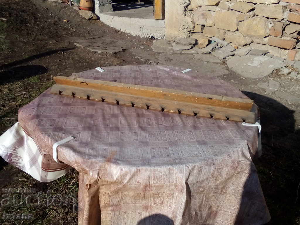 Ancient utensils hook