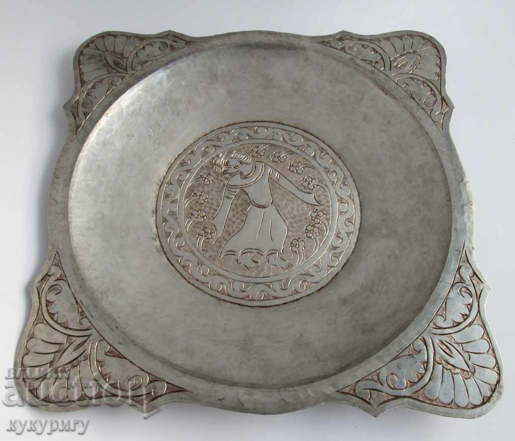Delivery of Old richly decorated hand forged tinned copper plate Delivery of Old richly decorated hand forged tinned copper plate