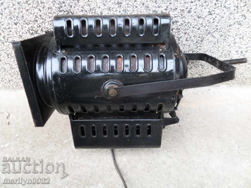 Προβολέας φωτιστικού από λάμπα θεάτρου με μεγεθυντικό φανάρι - 5 Προβολέας φωτιστικού από λάμπα θεάτρου με μεγεθυντικό φανάρι - 5