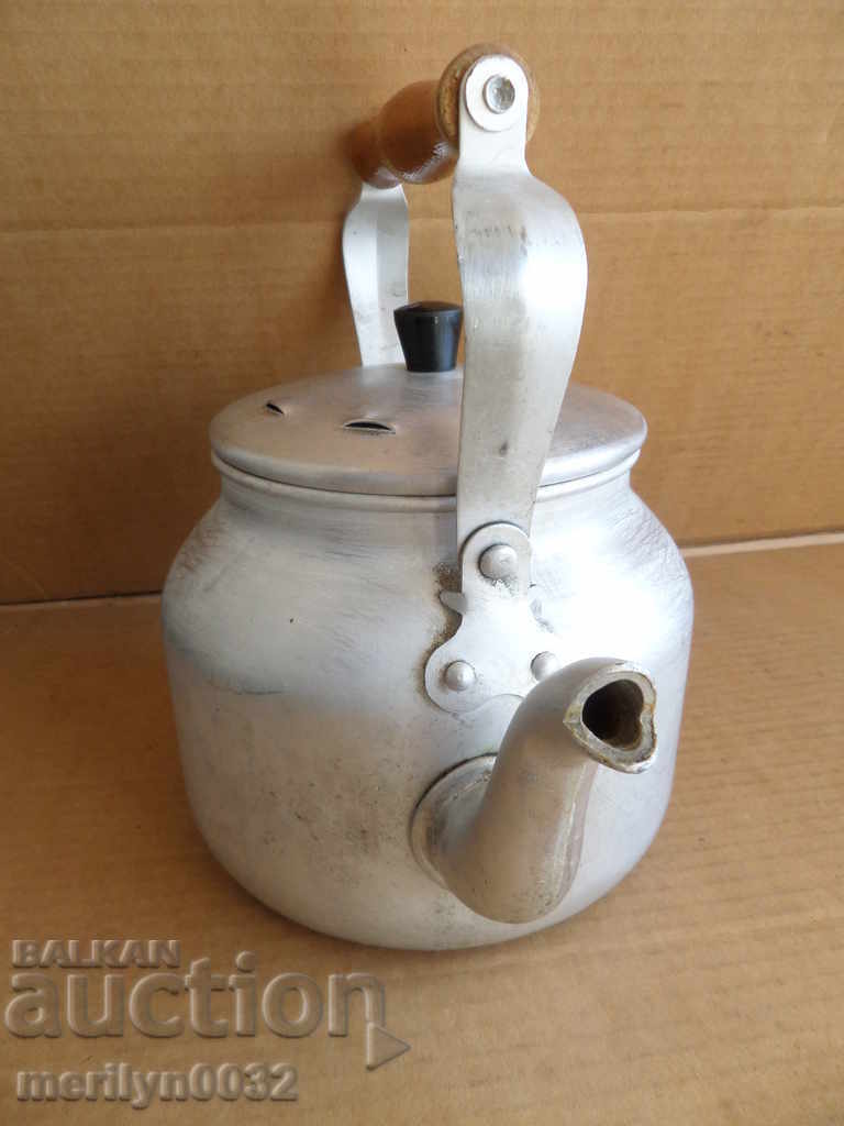 Αλουμίνιο βραστήρα κατσαρόλα σαμοβάρι ΕΣΣΔ τρύγου με τιμή 29.00 BGN | € 14.83 Αλουμίνιο βραστήρα κατσαρόλα σαμοβάρι ΕΣΣΔ τρύγου με τιμή 29.00 BGN | € 14.83