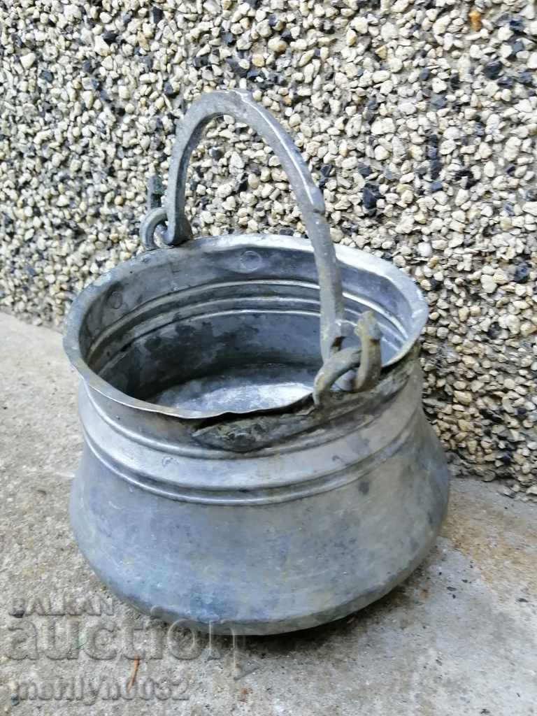 Old copper kettle, copper boiler, boiler, copper vessel with price 89.00 BGN | € 45.50
