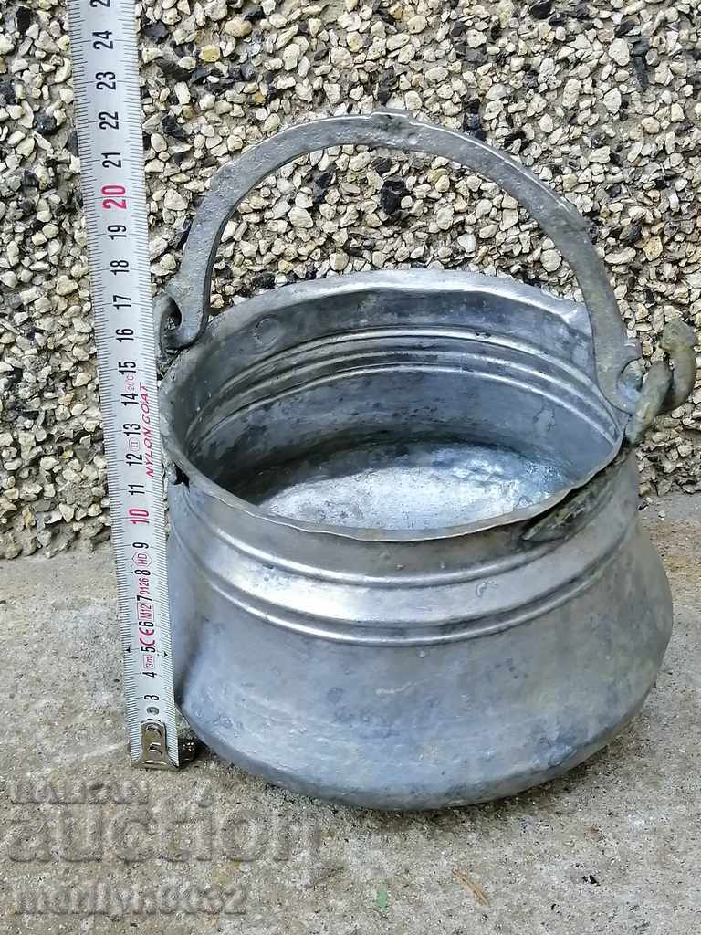 Auction  Old copper kettle, copper boiler, boiler, copper vessel