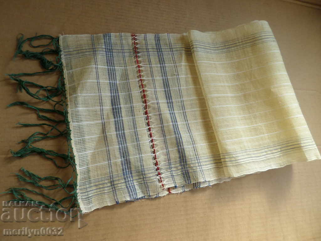 An old hand-woven cloth embroidery - 5 An old hand-woven cloth embroidery - 5
