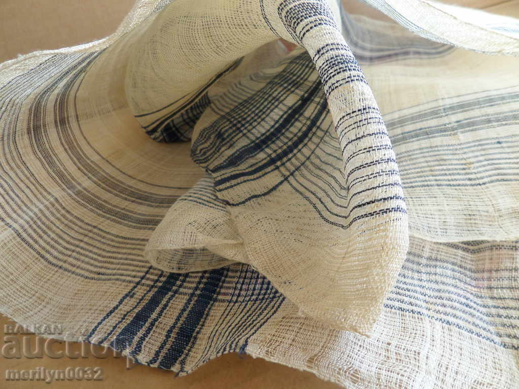 An old hand-woven cloth embroidery - 7 An old hand-woven cloth embroidery - 7