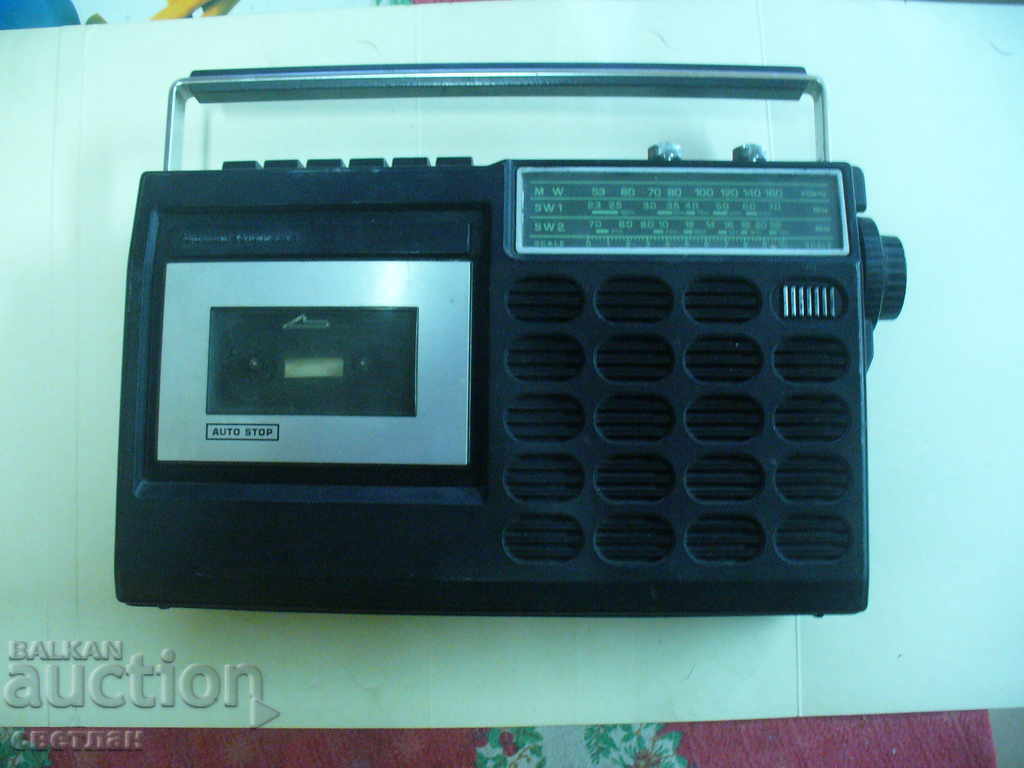 VECHI RADIOCASETOFON