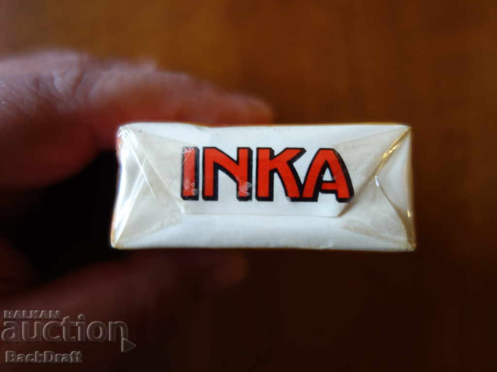 Delivery of INKA RED GERMAN CIGARETTE UNKNOWN PACKAGE FOR EXPORT 1980 Delivery of INKA RED GERMAN CIGARETTE UNKNOWN PACKAGE FOR EXPORT 1980