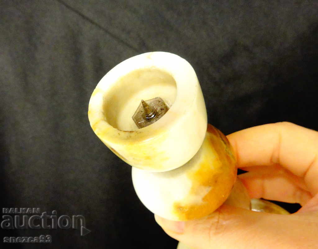 Delivery of Antique onyx and bronze candlestick 730 gr Delivery of Antique onyx and bronze candlestick 730 gr