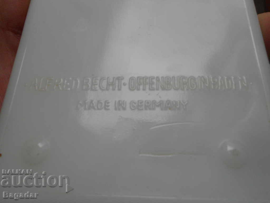 Auction Old things Auction Old things