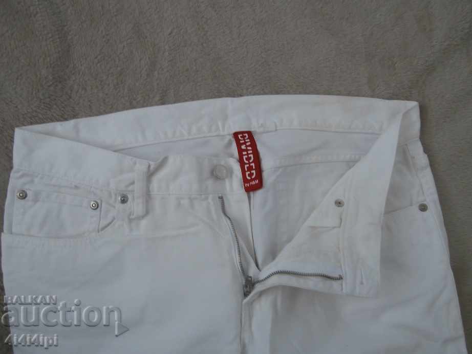 Jeans pentru femeie 2 cu preț 3.00 BGN | € 1.53