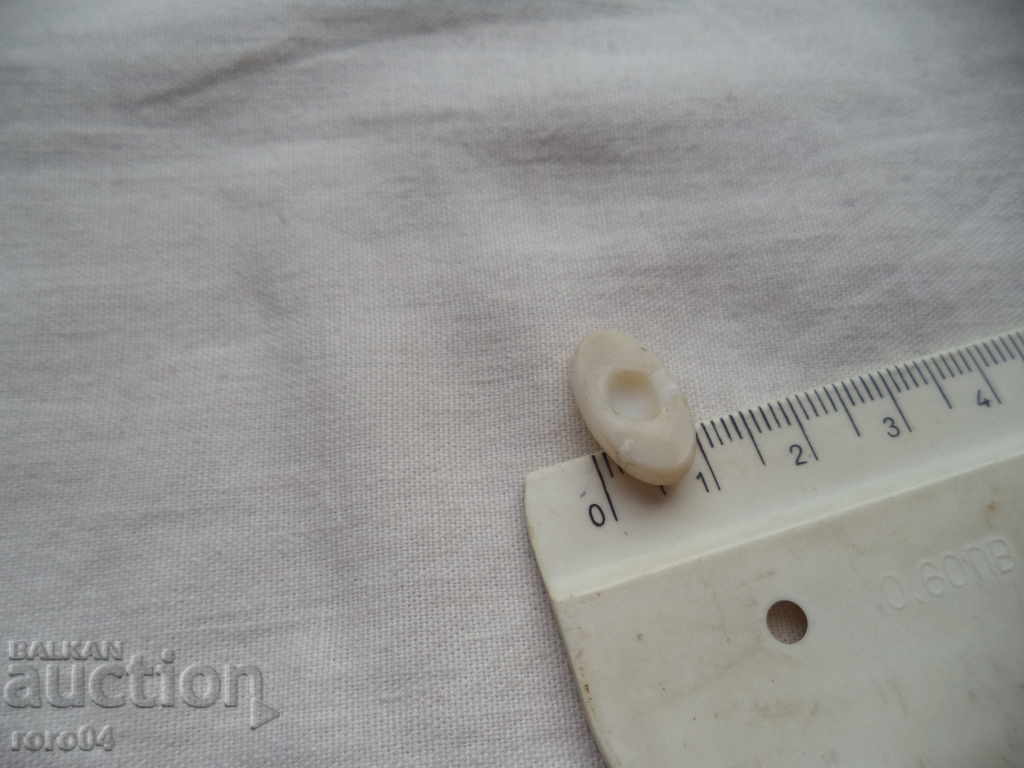 Delivery of PRECIOUS STONE DRAGED GOLD RING Delivery of PRECIOUS STONE DRAGED GOLD RING