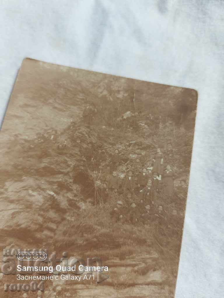 Delivery of CARRIERS - CHILDREN - ROCKS Delivery of CARRIERS - CHILDREN - ROCKS