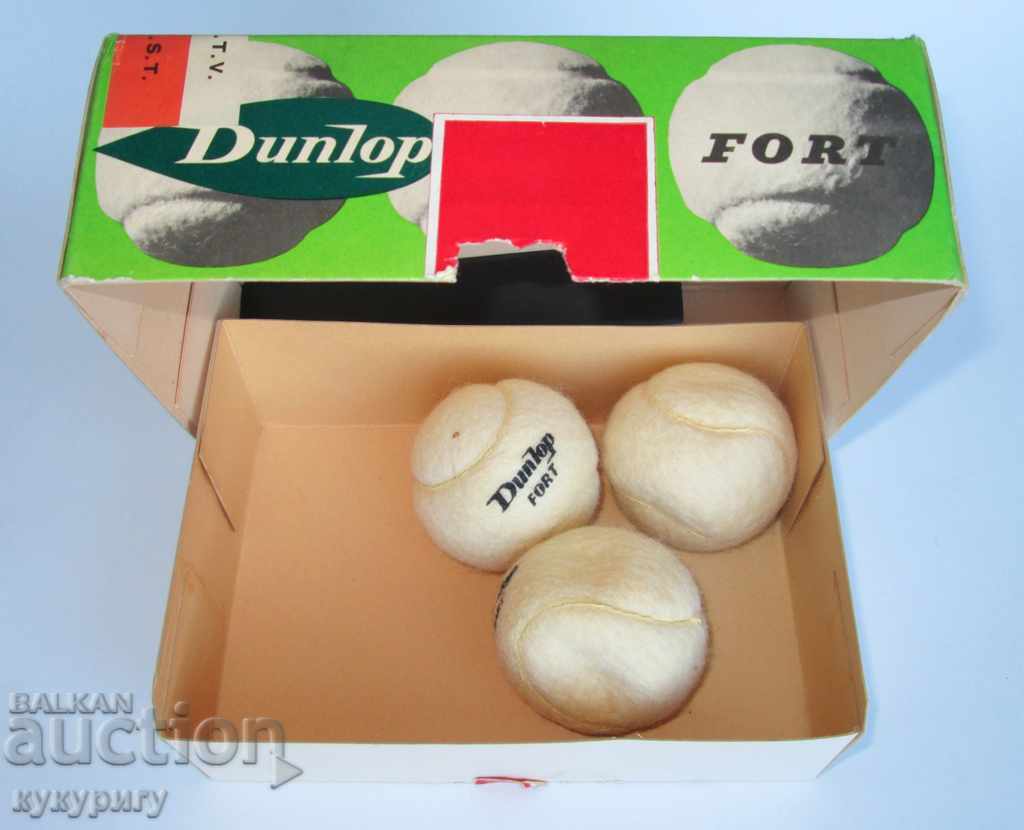Collector's old tennis balls DUNLOP 1966