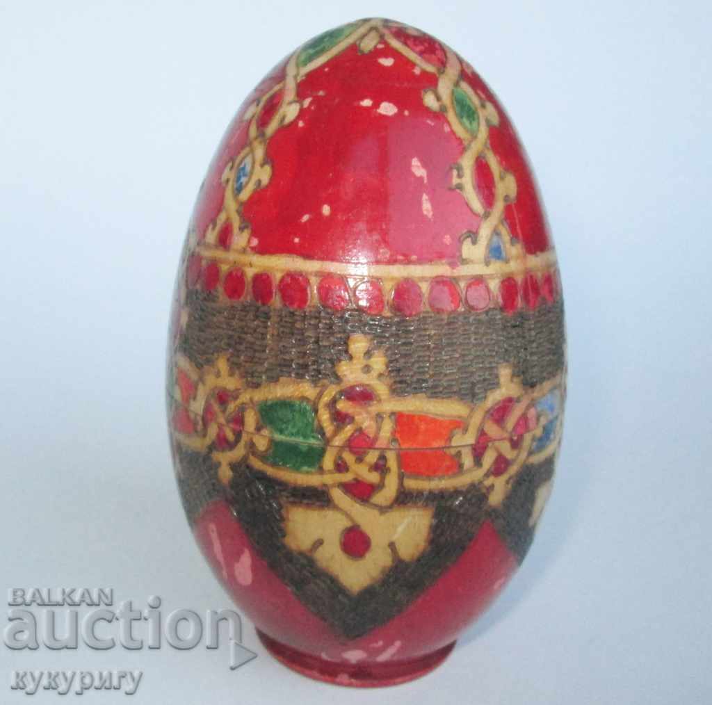 Delivery of Ancient Easter painted wooden egg box Delivery of Ancient Easter painted wooden egg box