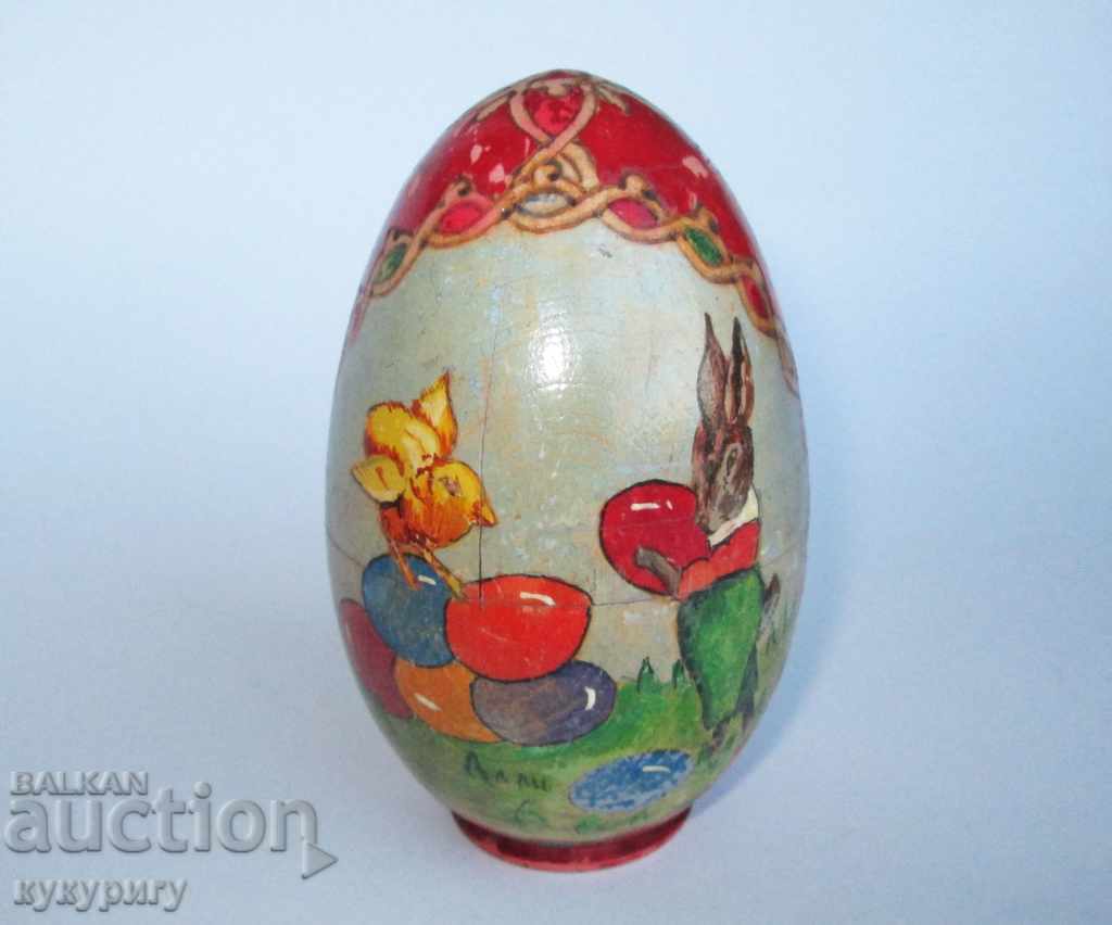 Старинно Великденско рисувано дървено яйце кутийка