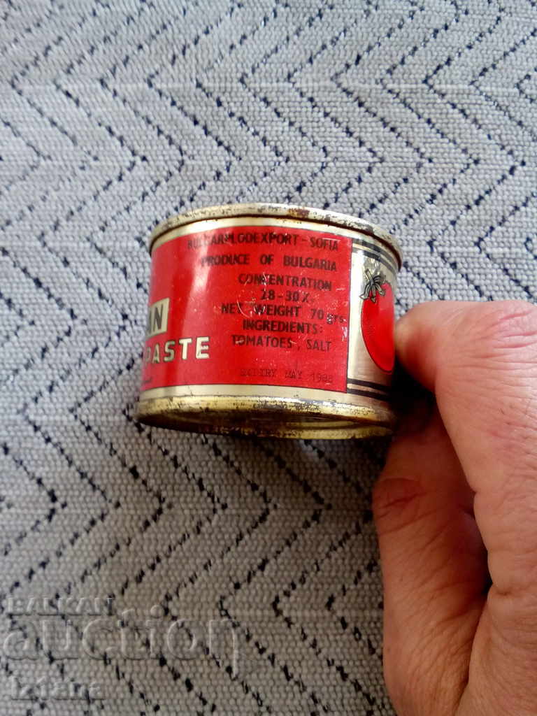 Auction  Box of Ketchup, tomato paste