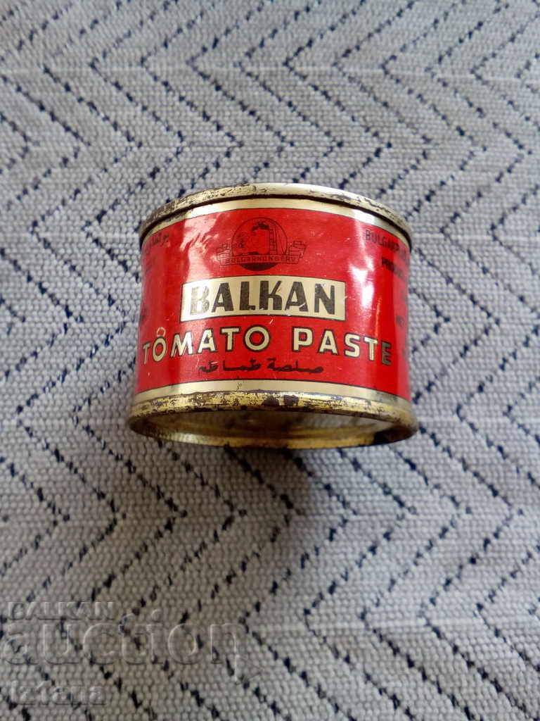 Delivery of Box of Ketchup, tomato paste