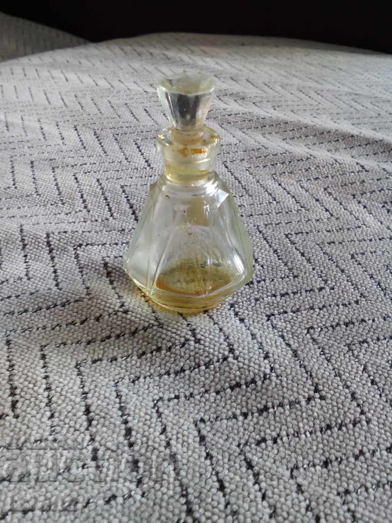 Auction  A bottle of NORTHERN JEANS perfume