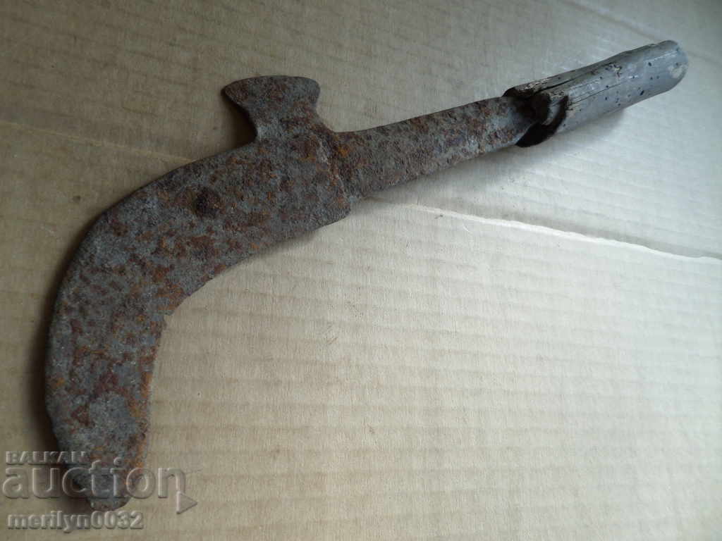 Old handmade knife, wrought iron with price 38.00 BGN | € 19.43 Old handmade knife, wrought iron with price 38.00 BGN | € 19.43