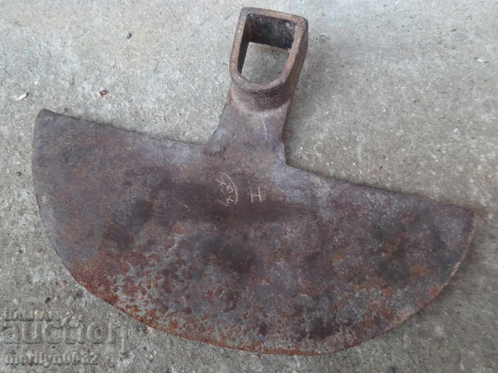 Стара мотика, ковано желязо, уред, инструмент чапа