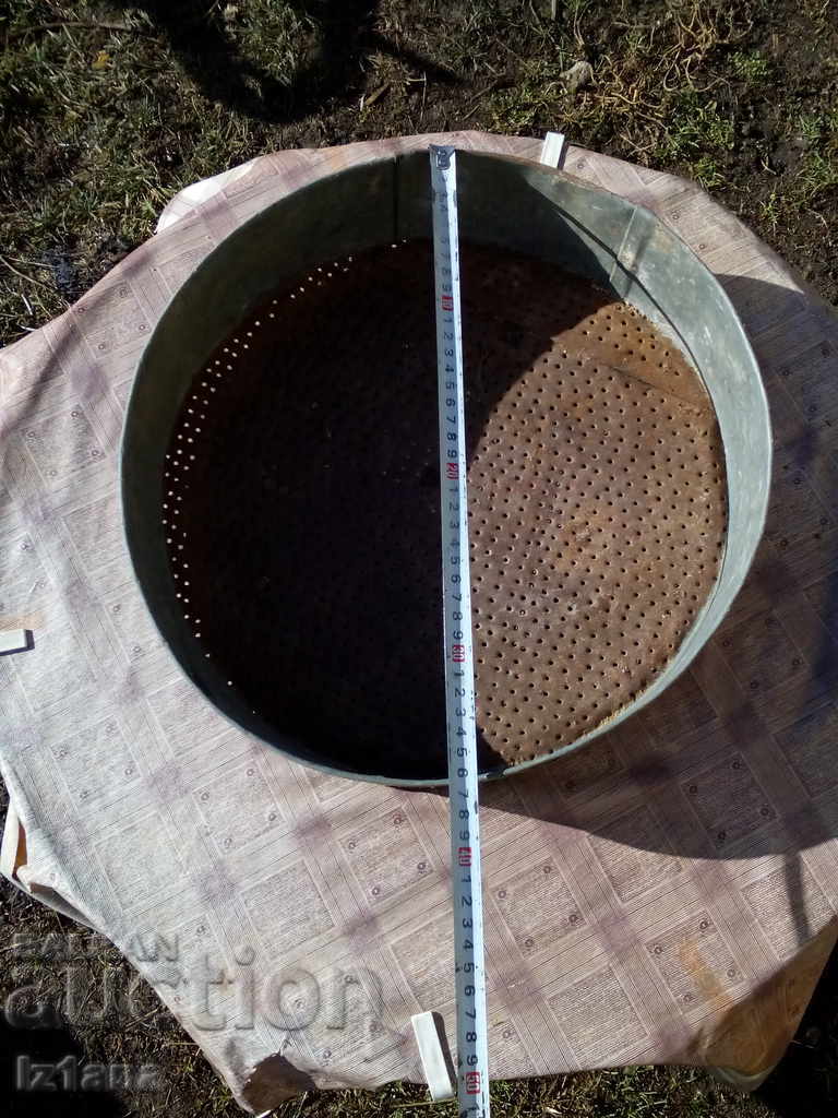 Auction An old sieve Auction An old sieve